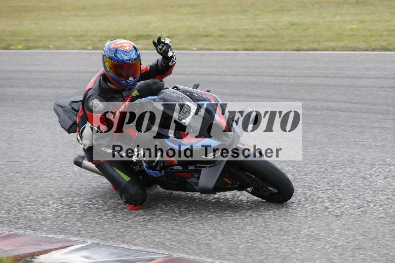 Archiv-2025/19 26.05.2025 FREERIDE Training ADR/Gruppe B/team